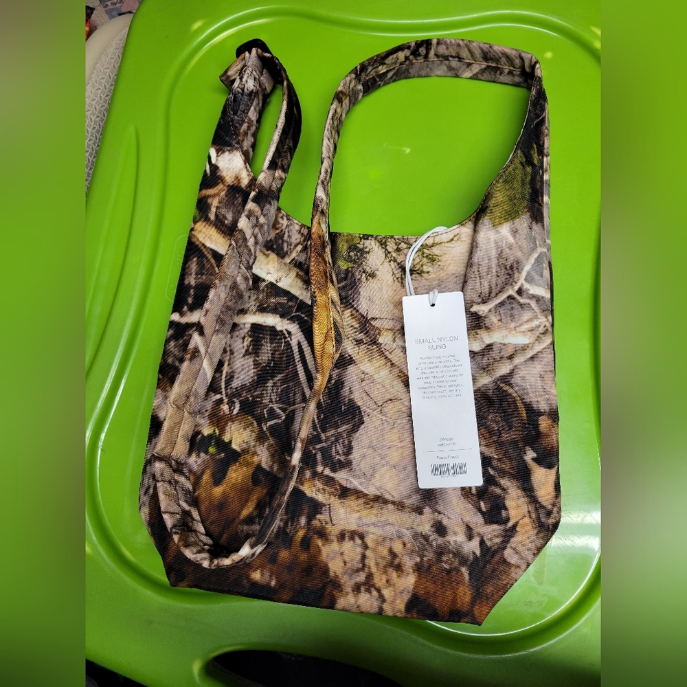 Baggu Small Sling Photo Forest Nwt